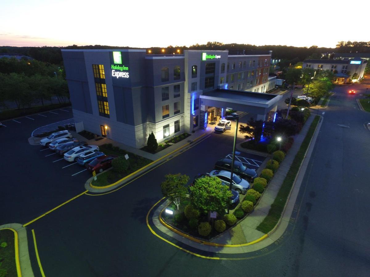 Holiday Inn Express Quantico - Stafford By Ihg Экстерьер фото